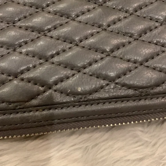 🌹VINTAGE Rebecca Minkoff • Beautiful Gray Quilted Leather Large Zip Wallet - Picture 10 of 16